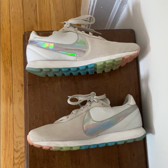 Limited Edition Nike x J. Crew collaboration - Picture 6 of 7